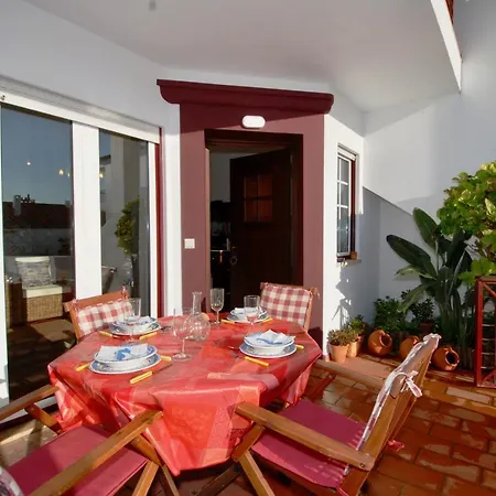 Daire Tranquility - Charming Sea View 1 Bedroom In Amazing