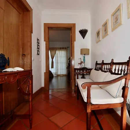 Tranquility - Charming Sea View 1 Bedroom In Amazing