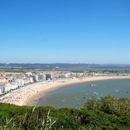 Tranquility - Charming Sea View 1 Bedroom In Amazing São Martinho do Porto